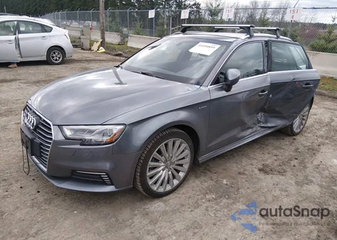 2017 Audi A3 E-Tron 1.4T Premium z USA, uszkodzony, nr VIN WAUTPBFF4HA134240